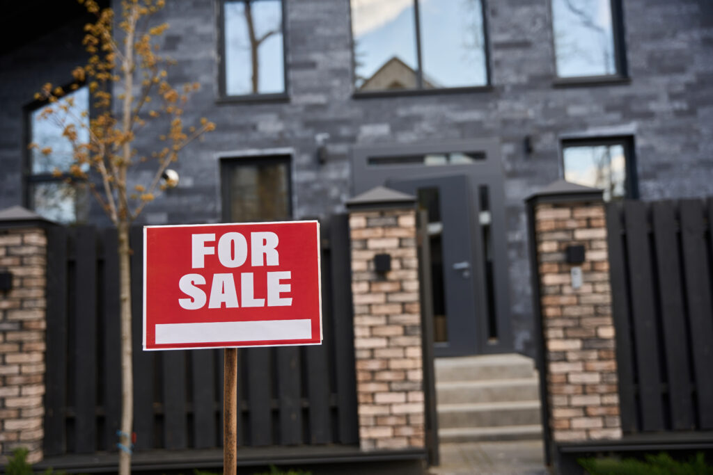 How Pricing Strategy Changes Your Final Sale Price in Essex County